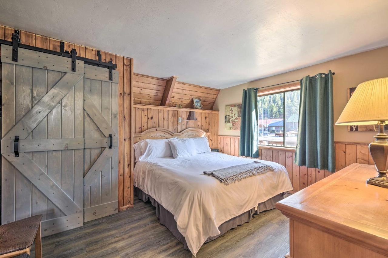 Ski-Inandski-Out Red River Cabin With Mtn Views! Exteriér fotografie
